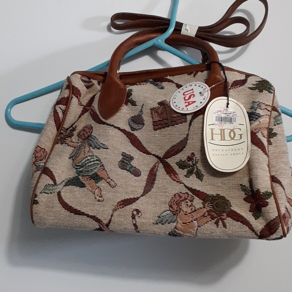 HDG Christmas tapestry handbag NWT
